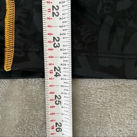 DeMarini Fitted Long Sleeve Mock Neck Active Shirt Black Print Size Medium - Picture 8 of 8